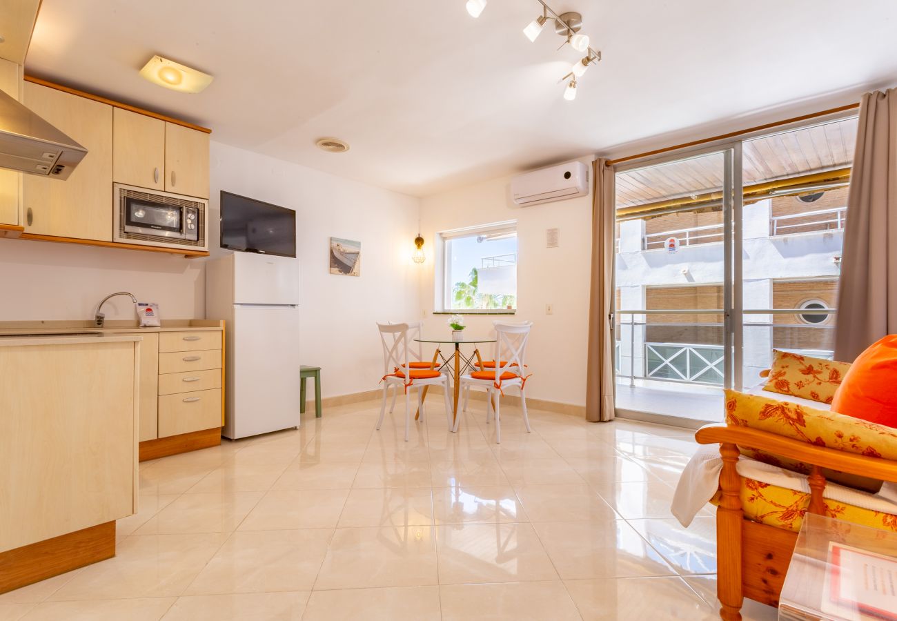 Apartamento en Salou - FMP & MARITIM LAVANDA * WiFi * VISTA LATERAL MAR