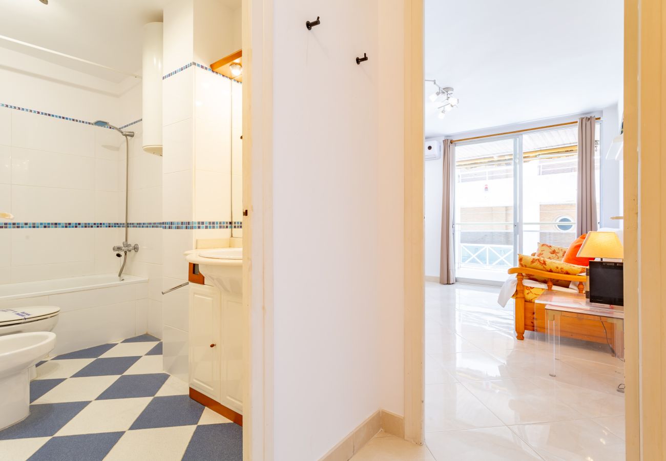 Apartamento en Salou - FMP & MARITIM LAVANDA * WiFi * VISTA LATERAL MAR