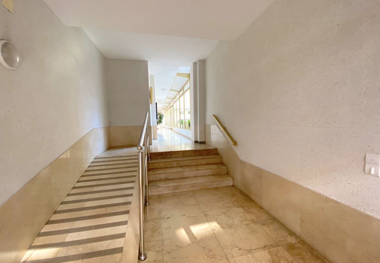 Apartamento en Salou - FMP & MIRAMAR NAUTIC * WiFi * VISTA LATERAL MAR