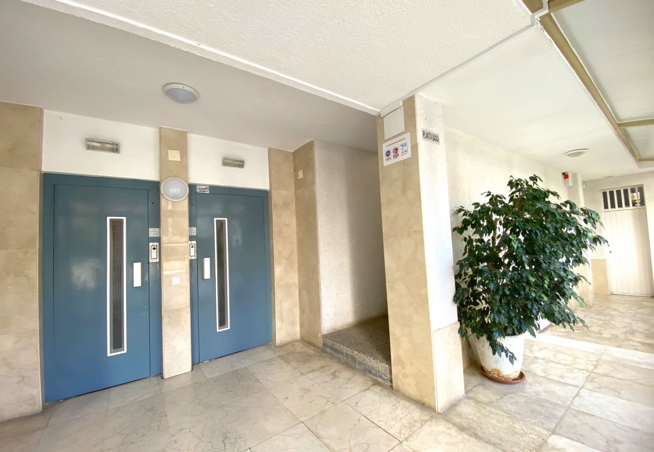 Apartamento en Salou - FMP & MIRAMAR NAUTIC * WiFi * VISTA LATERAL MAR
