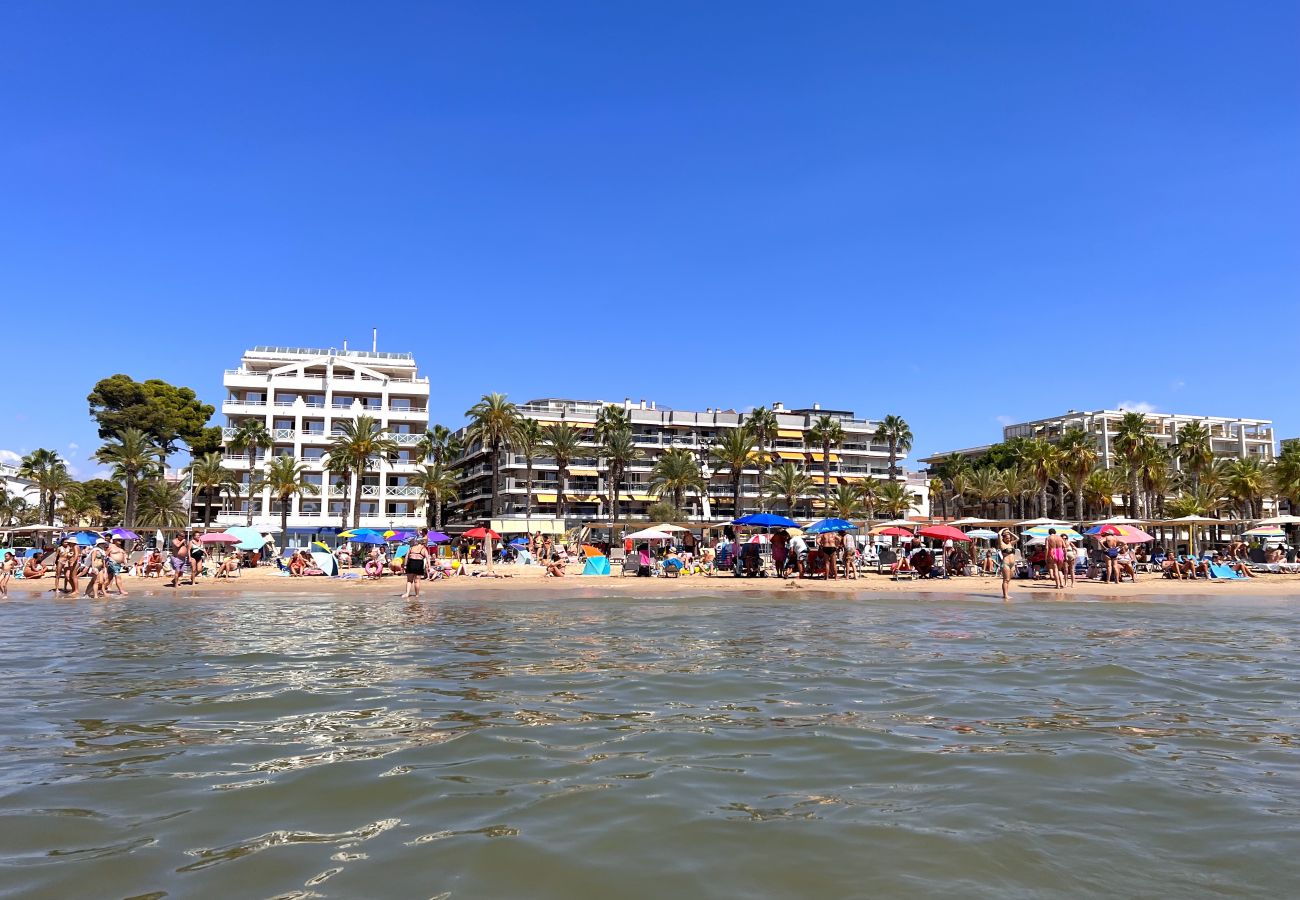 Apartamento en Salou - FMP & MARITIM TEAL * WiFI * 1ª LÍNEA