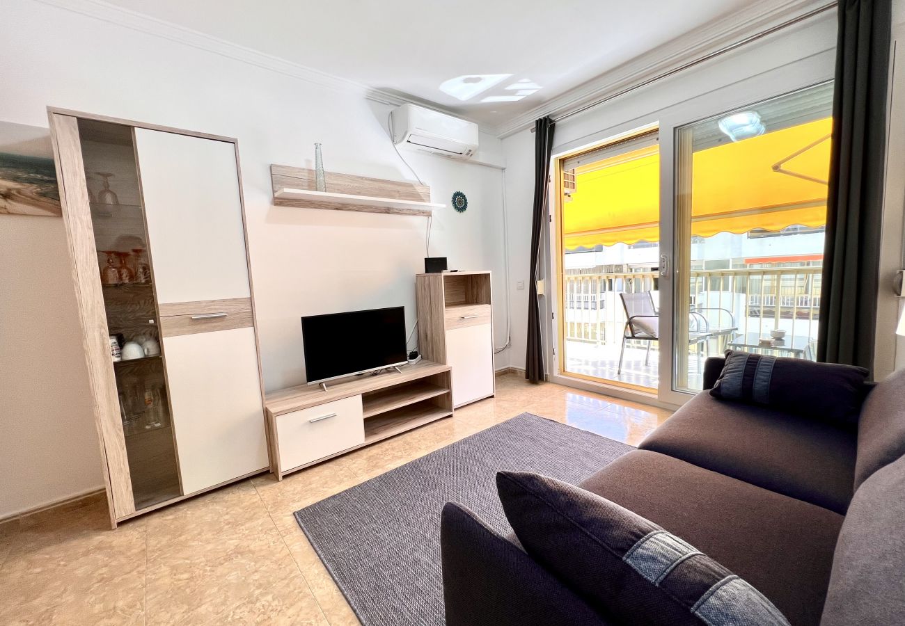 Apartament en Salou - FMP & MIRAMAR NAUTIC * WiFi * VISTA LATERAL MAR