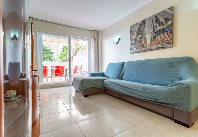 Apartament en Salou - FMP & ANCORA RED * JARDÍ * 1ª LÍNIA